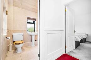 Stunning 2-bed House in Birmingham