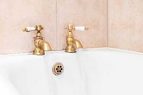 Stunning 2-bed House in Birmingham