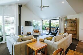 Number 3 - Family Friendly - Sleeps 8