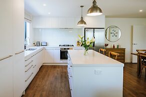 Number 3 - Family Friendly - Sleeps 8