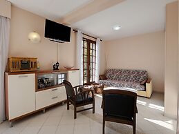 Quiet House in Drap With Swimming Pool