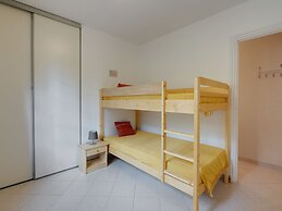 Quiet House in Drap With Swimming Pool