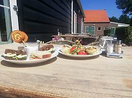 Comfortable Chalet With Microwave, on a Holiday Park 1 km. From the Be