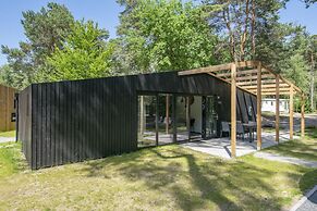 Modern Chalet With Wellness, in a Holiday Park at 12 km. From Eindhove