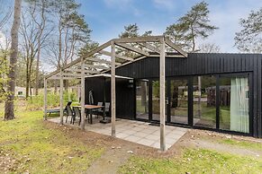 Chalet Near Eindhoven With Private Sauna
