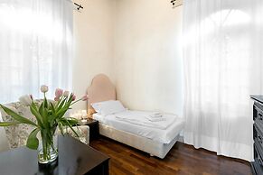 Lake Front Villa Schlosser