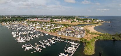 Hotel Room in Hellevoetsluis by the Beach