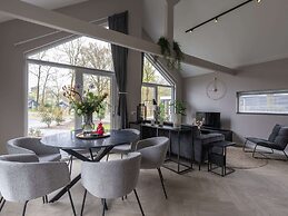 Beautiful Lodge at the Edge of the Forest