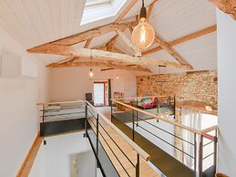 Majestic Holiday Home With Swimming Pool