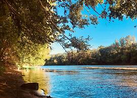 Majestic Holiday Home With Swimming Pool