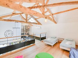 Majestic Holiday Home With Swimming Pool