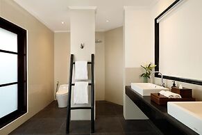 Shanti Estate Seminyak by Nakula