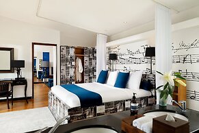 Shanti Estate Seminyak by Nakula