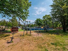Modern Holiday Home in a Holiday Park