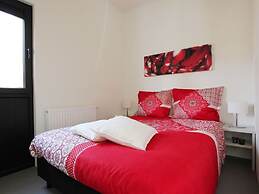 Modern Holiday Home in a Holiday Park