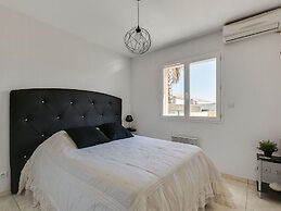 Holiday Home Near Beach With Private Pool
