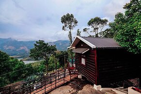 Hilltop Munnar by Fracspace