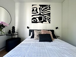 Wola Apartment by Renters Prestige