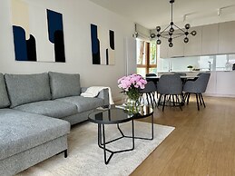 Wola Apartment by Renters Prestige
