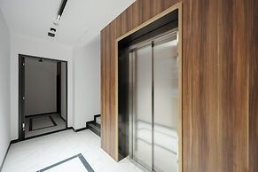 Wola Apartment by Renters Prestige