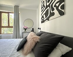 Wola Apartment by Renters Prestige