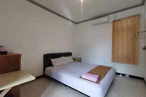 OYO 94061 Bungas Guesthouse Syariah