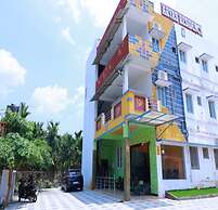 Aryas Residency