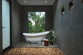 Reen Resorts Aanavilasam Thekkady