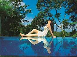 Reen Resorts Aanavilasam Thekkady