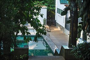 Reen Resorts Aanavilasam Thekkady