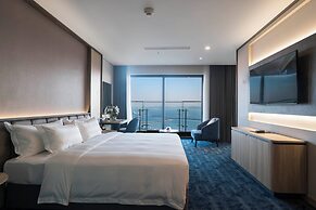 Wyndham Garden Legend Halong