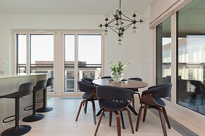 Luxury Suite by Renters Prestige