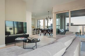 Luxury Suite by Renters Prestige