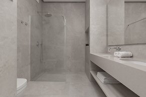 Luxury Suite by Renters Prestige