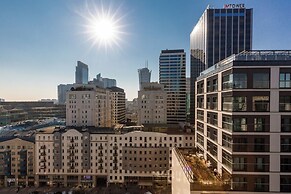 Luxury Suite by Renters Prestige