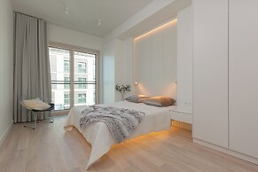 Luxury Suite by Renters Prestige