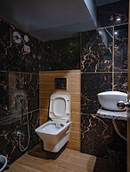 Hotel Mourya Residency