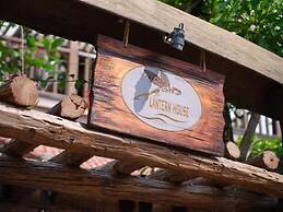 Fish-Lantern House An Bang beach