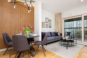 Mennica Residence City Center by Renters