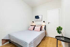 Mennica Residence City Center by Renters