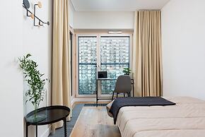 Mennica Residence City Center by Renters