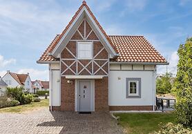 Beachside Villa + Sauna