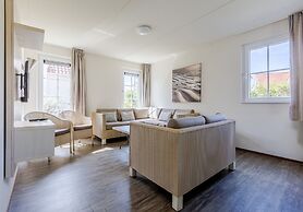 Beachside Villa + Sauna