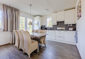 Beachside Villa + Sauna