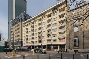 Cosy City Center Apartment by Renters