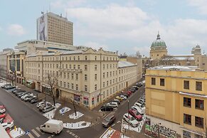 Cosy City Center Apartment by Renters