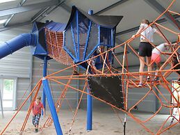 Compact Chalet at 4.5 km. From Rockanje