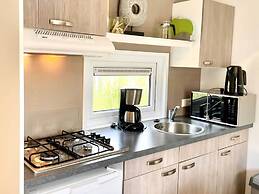 Compact Chalet at 4.5 km. From Rockanje