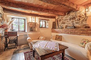 Rustic House Luin