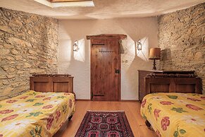 Rustic House Luin